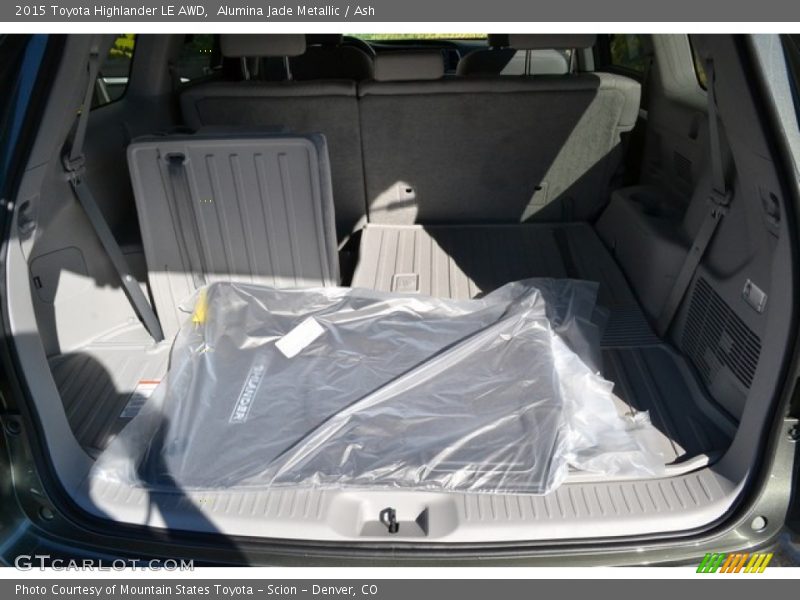 Alumina Jade Metallic / Ash 2015 Toyota Highlander LE AWD