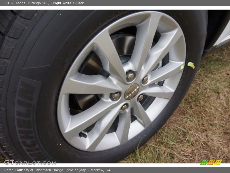 Bright White / Black 2014 Dodge Durango SXT