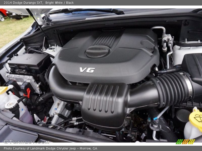 Bright White / Black 2014 Dodge Durango SXT
