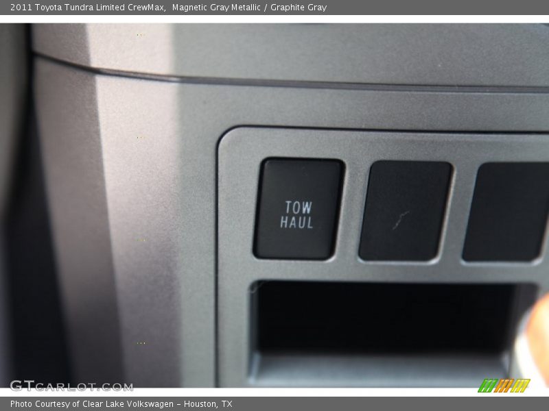 Magnetic Gray Metallic / Graphite Gray 2011 Toyota Tundra Limited CrewMax