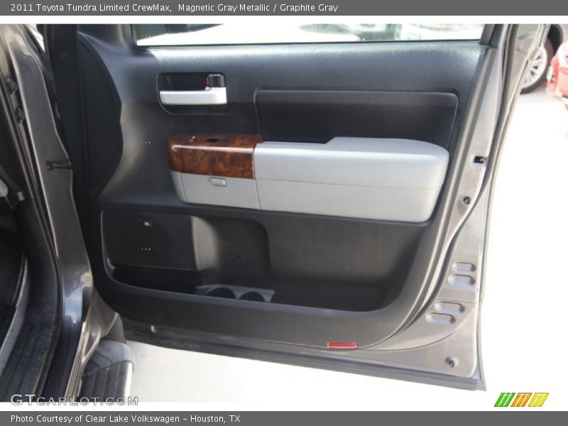 Magnetic Gray Metallic / Graphite Gray 2011 Toyota Tundra Limited CrewMax
