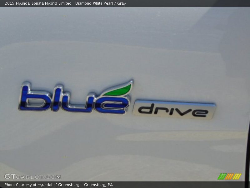Diamond White Pearl / Gray 2015 Hyundai Sonata Hybrid Limited