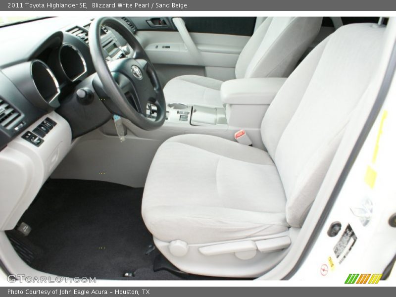 Blizzard White Pearl / Sand Beige 2011 Toyota Highlander SE