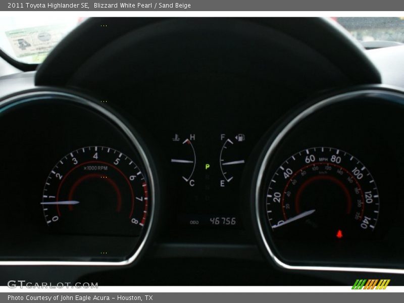 Blizzard White Pearl / Sand Beige 2011 Toyota Highlander SE