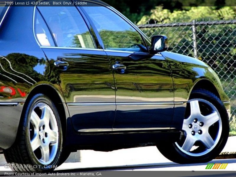 Black Onyx / Saddle 2005 Lexus LS 430 Sedan