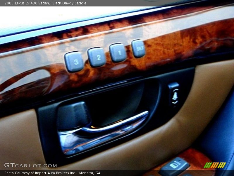 Black Onyx / Saddle 2005 Lexus LS 430 Sedan