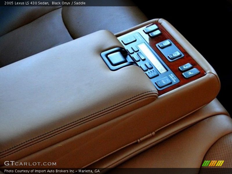 Black Onyx / Saddle 2005 Lexus LS 430 Sedan