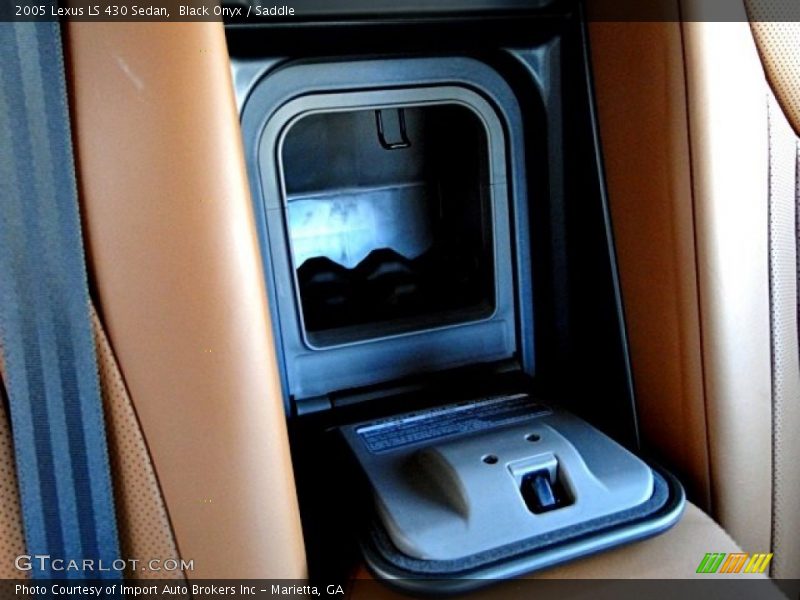 Black Onyx / Saddle 2005 Lexus LS 430 Sedan