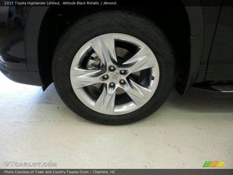 Attitude Black Metallic / Almond 2015 Toyota Highlander Limited