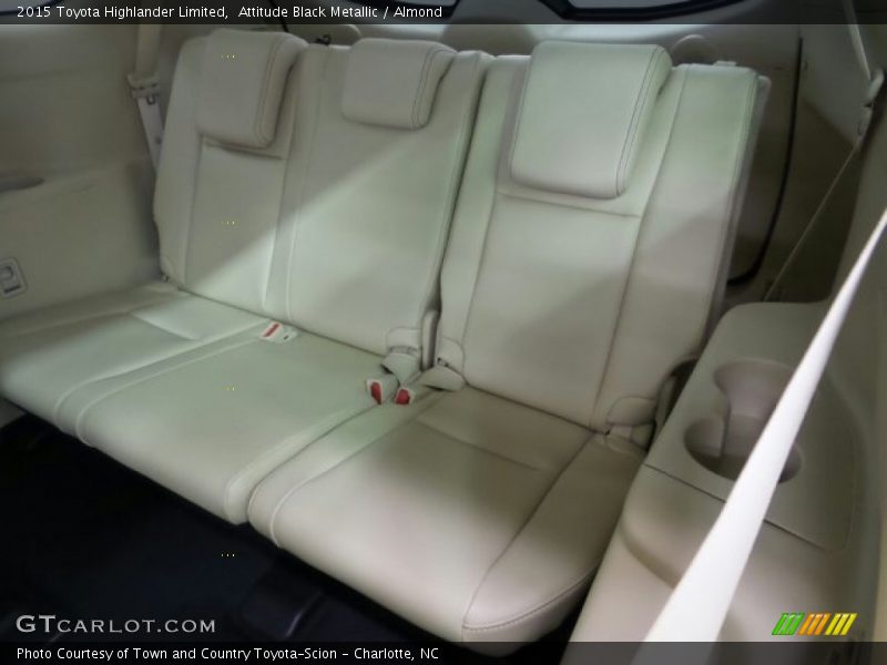Attitude Black Metallic / Almond 2015 Toyota Highlander Limited