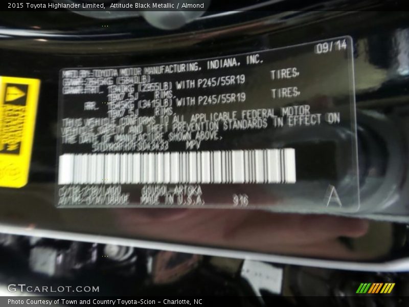 Attitude Black Metallic / Almond 2015 Toyota Highlander Limited