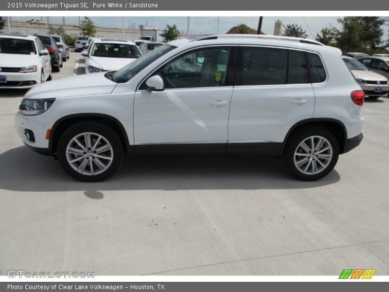 Pure White / Sandstone 2015 Volkswagen Tiguan SE