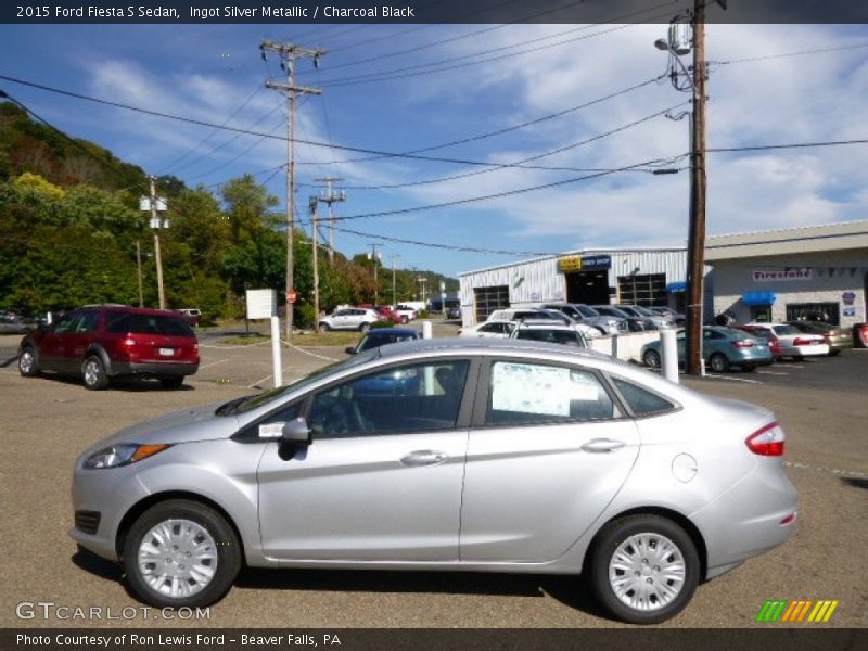 Ingot Silver Metallic / Charcoal Black 2015 Ford Fiesta S Sedan