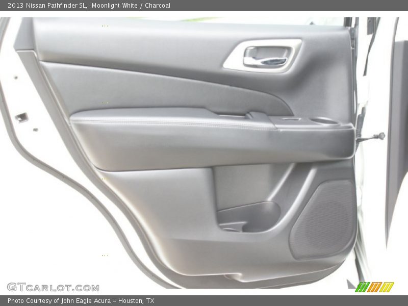 Moonlight White / Charcoal 2013 Nissan Pathfinder SL