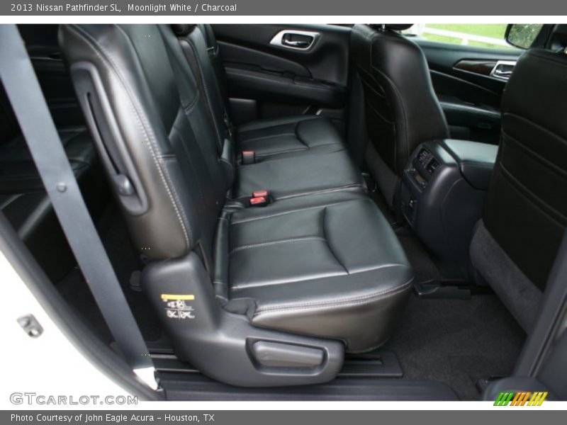 Moonlight White / Charcoal 2013 Nissan Pathfinder SL
