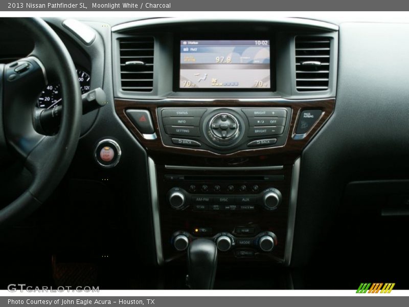 Moonlight White / Charcoal 2013 Nissan Pathfinder SL