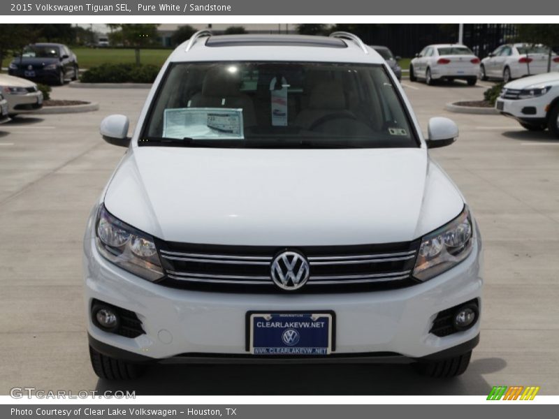 Pure White / Sandstone 2015 Volkswagen Tiguan SEL