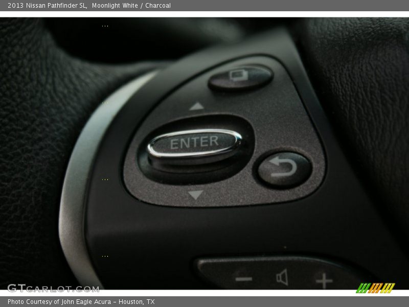 Moonlight White / Charcoal 2013 Nissan Pathfinder SL