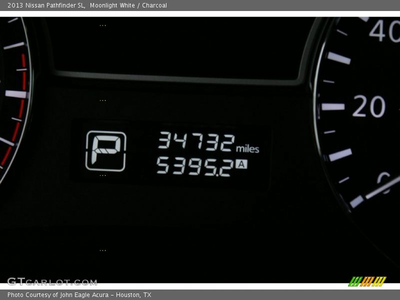 Moonlight White / Charcoal 2013 Nissan Pathfinder SL