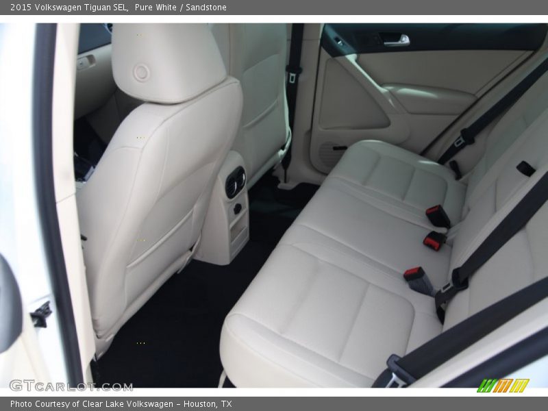 Pure White / Sandstone 2015 Volkswagen Tiguan SEL