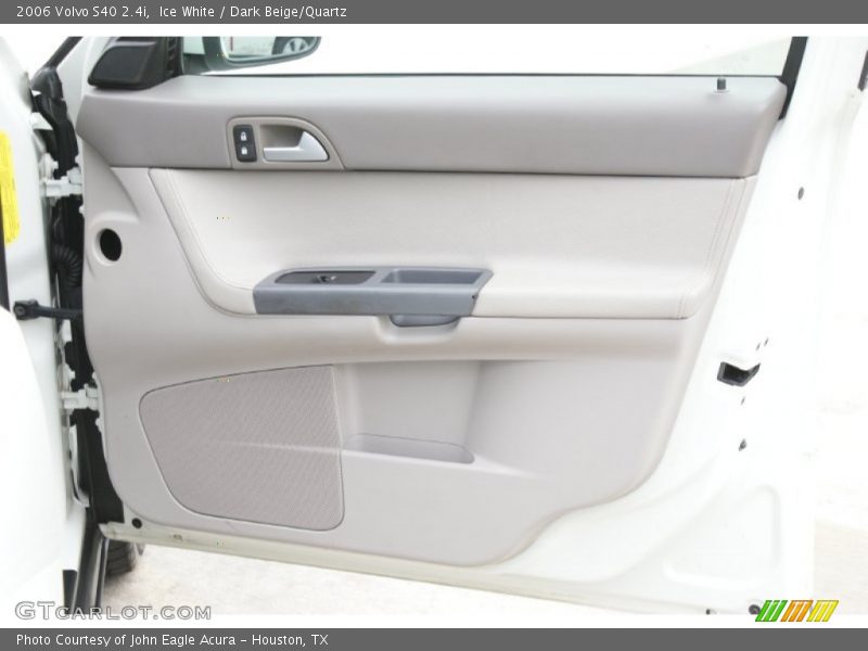 Ice White / Dark Beige/Quartz 2006 Volvo S40 2.4i