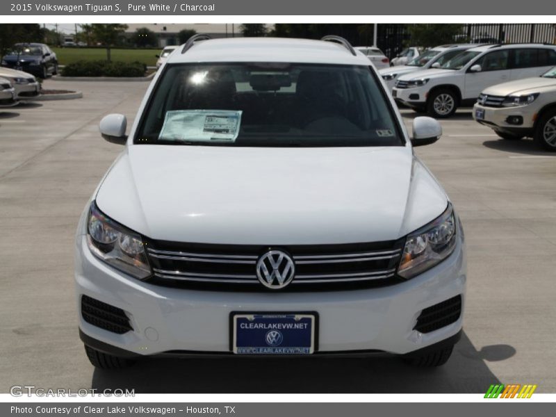 Pure White / Charcoal 2015 Volkswagen Tiguan S