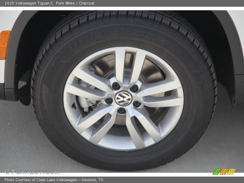 Pure White / Charcoal 2015 Volkswagen Tiguan S