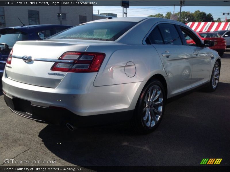 Ingot Silver / Charcoal Black 2014 Ford Taurus Limited