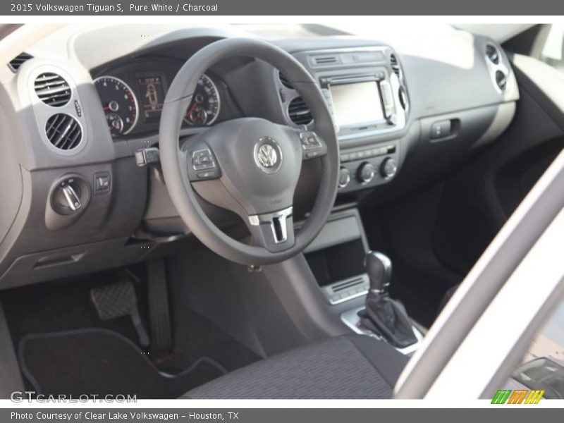 Pure White / Charcoal 2015 Volkswagen Tiguan S