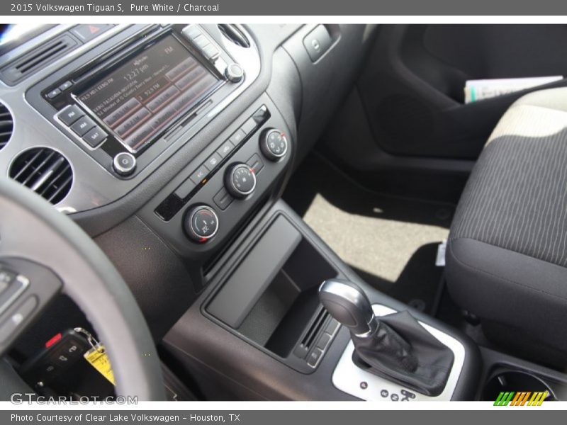 Pure White / Charcoal 2015 Volkswagen Tiguan S