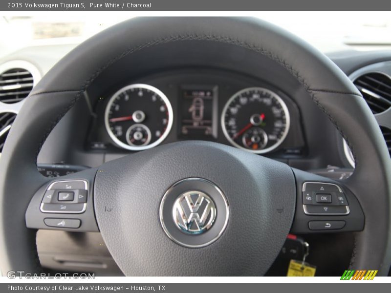 Pure White / Charcoal 2015 Volkswagen Tiguan S