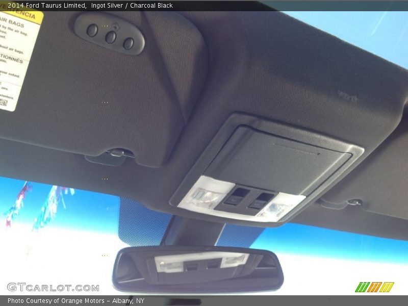 Ingot Silver / Charcoal Black 2014 Ford Taurus Limited