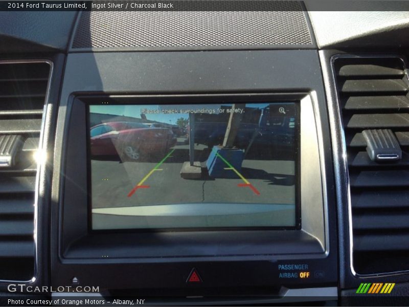 Ingot Silver / Charcoal Black 2014 Ford Taurus Limited