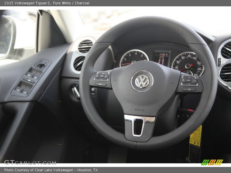 Pure White / Charcoal 2015 Volkswagen Tiguan S