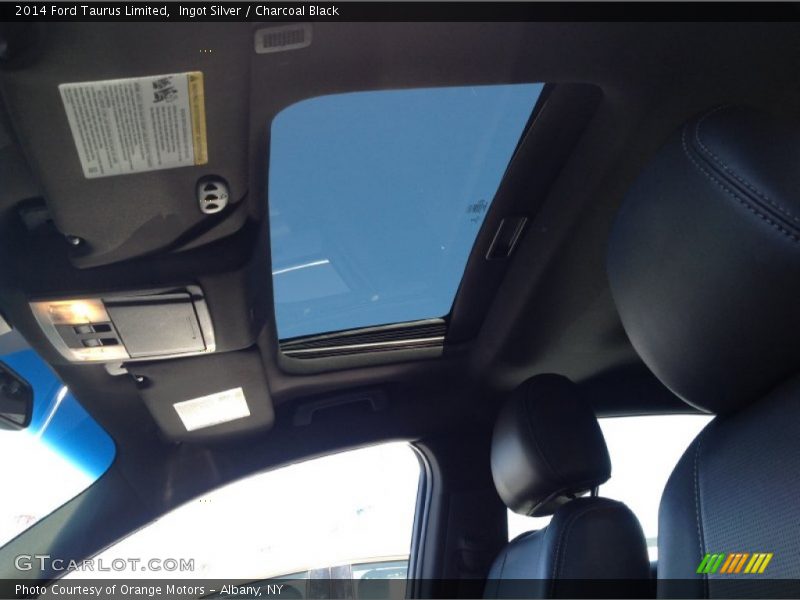 Ingot Silver / Charcoal Black 2014 Ford Taurus Limited