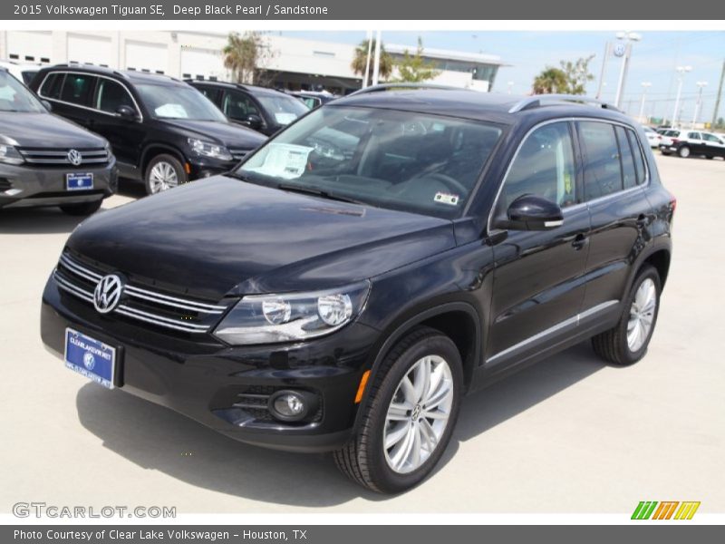 Deep Black Pearl / Sandstone 2015 Volkswagen Tiguan SE