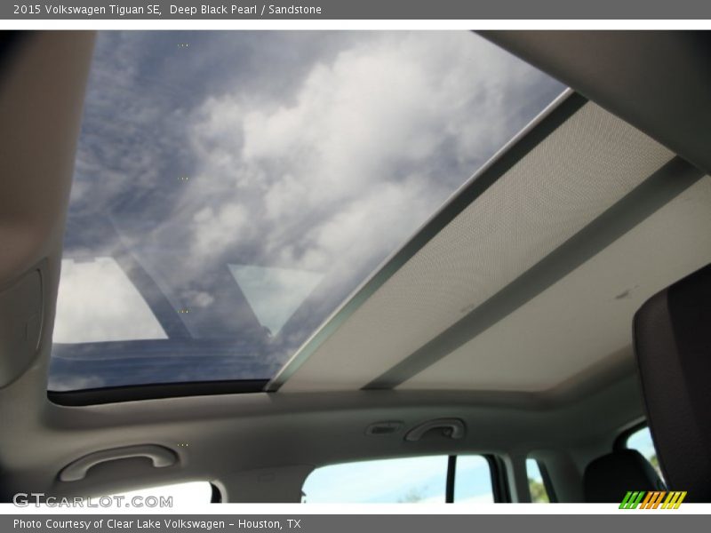 Deep Black Pearl / Sandstone 2015 Volkswagen Tiguan SE