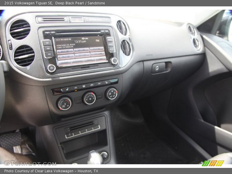 Deep Black Pearl / Sandstone 2015 Volkswagen Tiguan SE