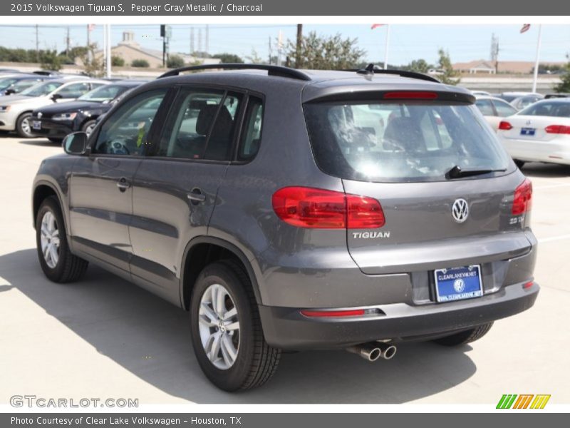 Pepper Gray Metallic / Charcoal 2015 Volkswagen Tiguan S