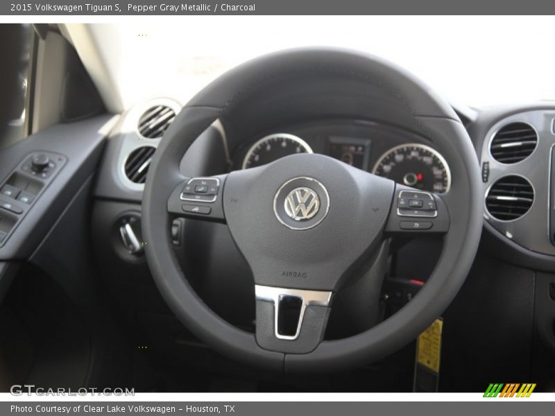 Pepper Gray Metallic / Charcoal 2015 Volkswagen Tiguan S