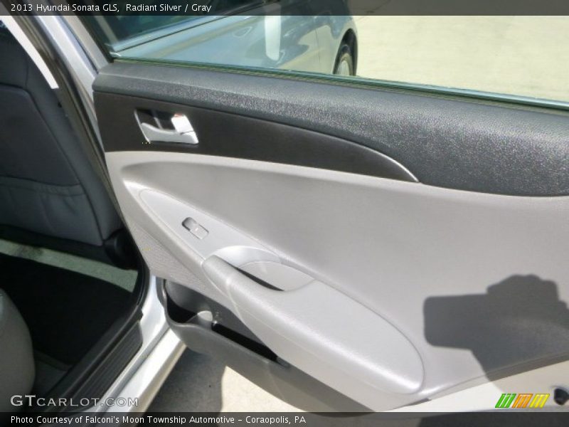 Radiant Silver / Gray 2013 Hyundai Sonata GLS