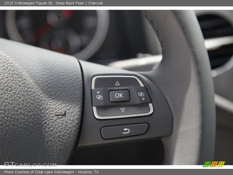 Deep Black Pearl / Charcoal 2015 Volkswagen Tiguan SE
