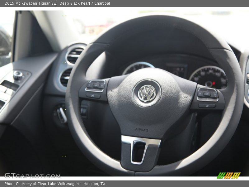 Deep Black Pearl / Charcoal 2015 Volkswagen Tiguan SE