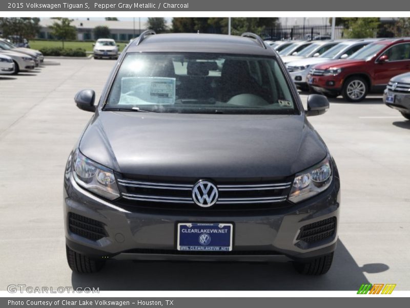 Pepper Gray Metallic / Charcoal 2015 Volkswagen Tiguan S