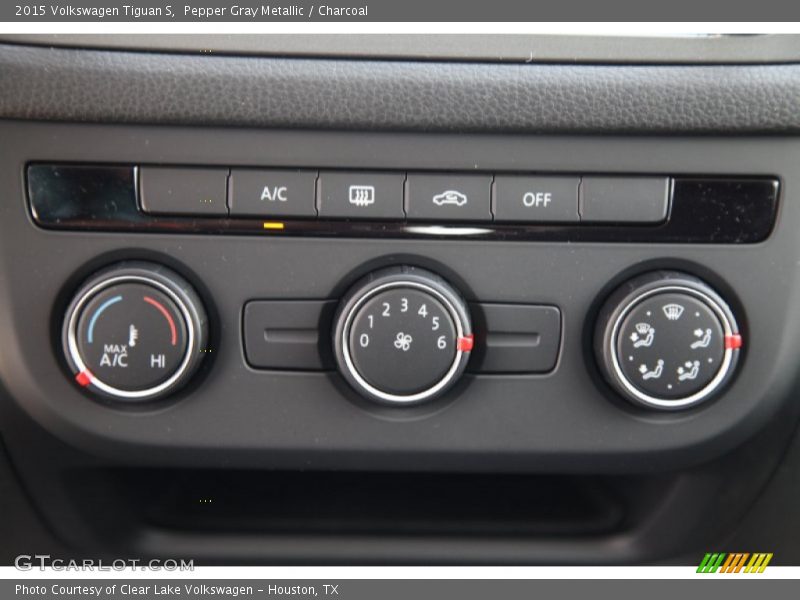 Pepper Gray Metallic / Charcoal 2015 Volkswagen Tiguan S