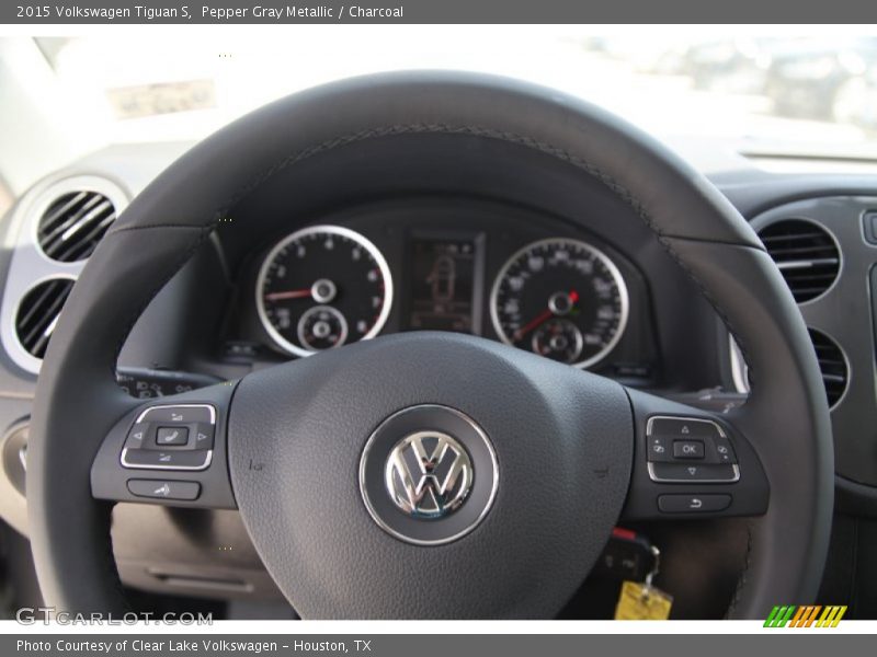 Pepper Gray Metallic / Charcoal 2015 Volkswagen Tiguan S