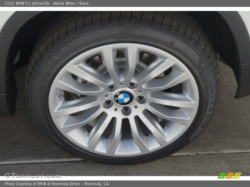Alpine White / Black 2015 BMW X1 sDrive28i