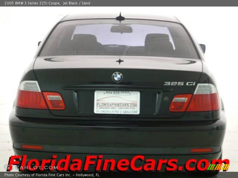 Jet Black / Sand 2005 BMW 3 Series 325i Coupe