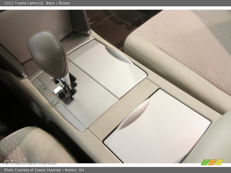 Black / Bisque 2011 Toyota Camry LE
