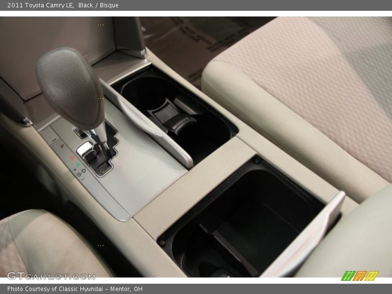 Black / Bisque 2011 Toyota Camry LE